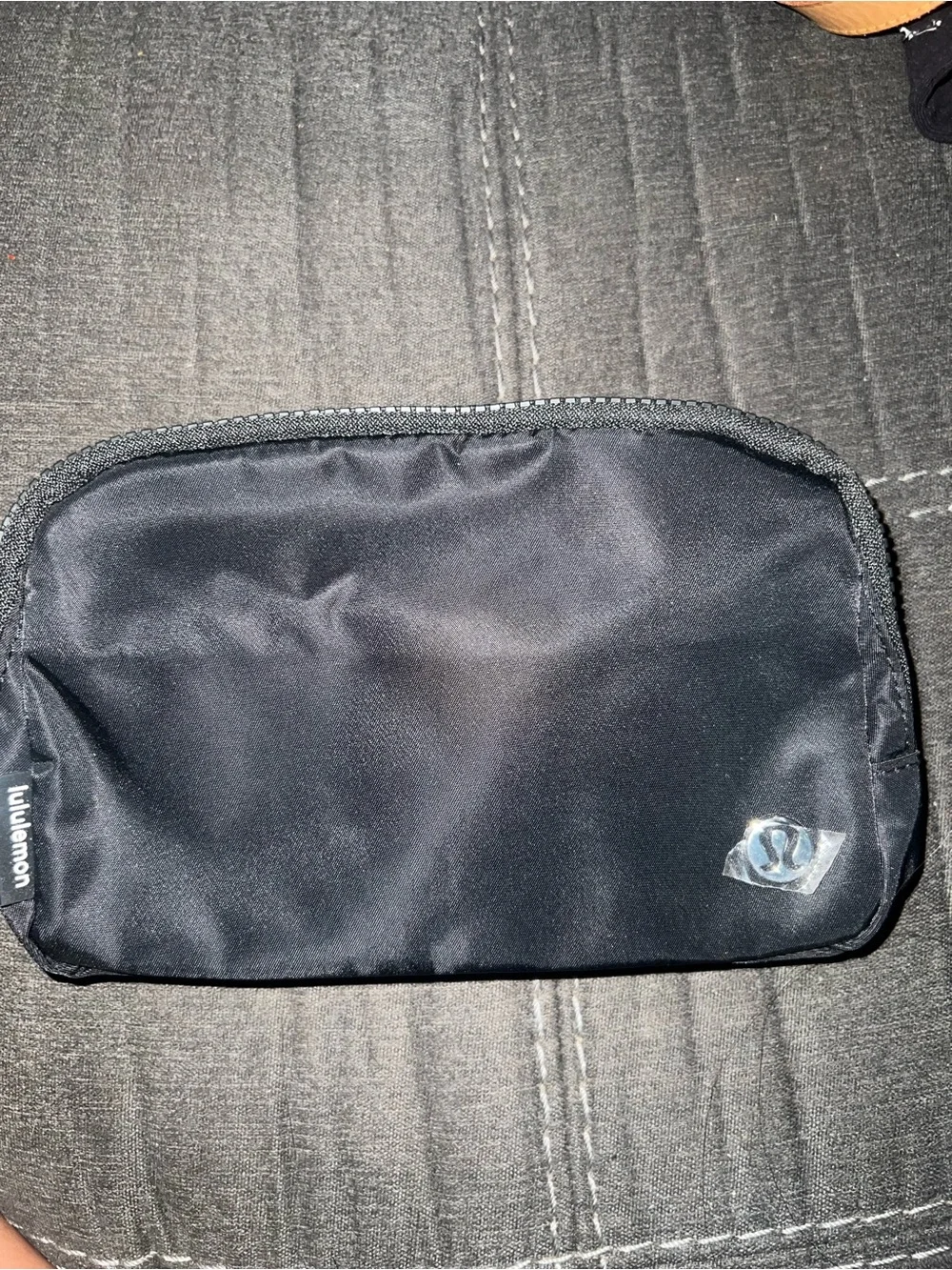 Lululemon everywhere belt bag